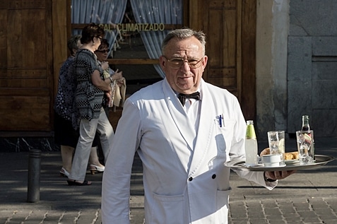 A neat professional looking waiter