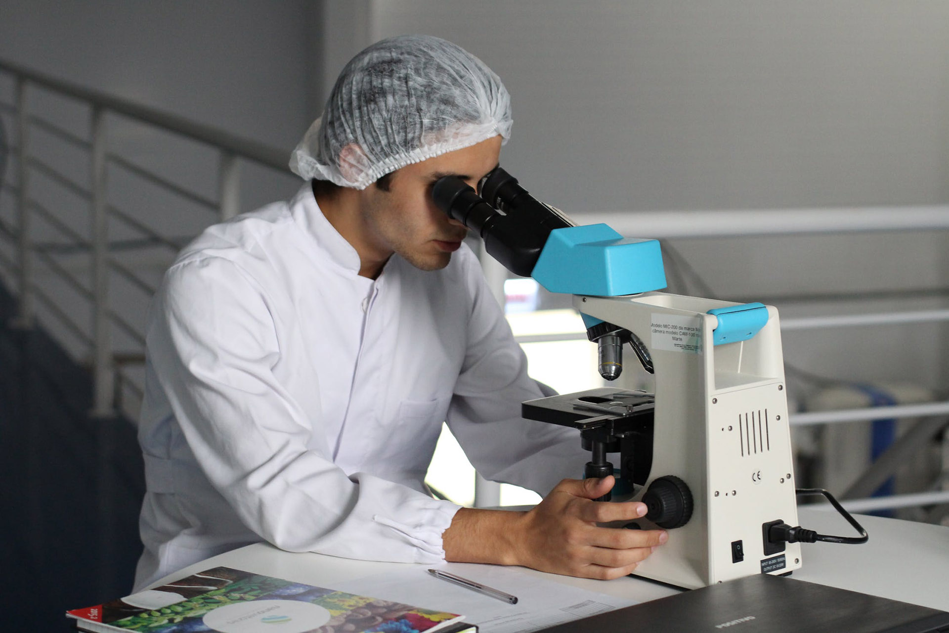 Going Beyond Lab Coats – How The Best Garment Service Can Help Prevent Infection