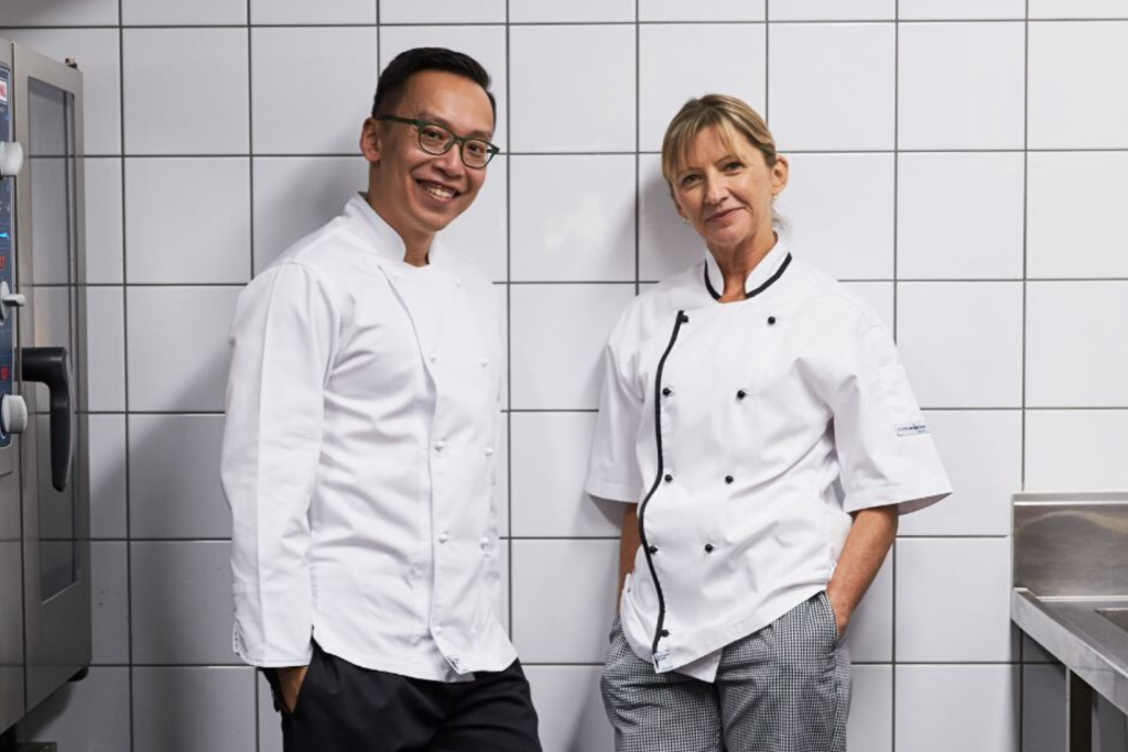 What Protective Clothing Should Be Worn When Preparing Food? Alsco